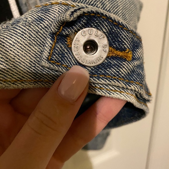 Cult of Individuality TYPE II DENIM JACKET IN NEON - Picture 3 of 4